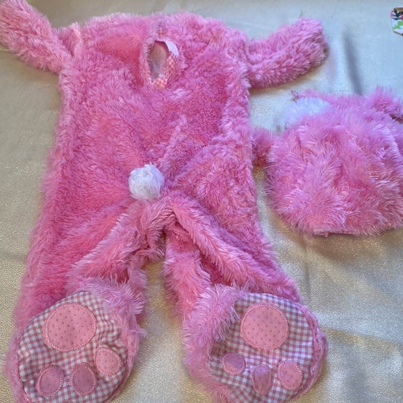 6-12 month baby girl pink fuzzy bunny 2 piece - Picture 5 of 5